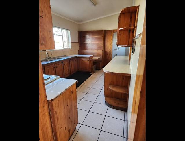 4 BEDROOM PROPERTY TO RENT IN MALABAR